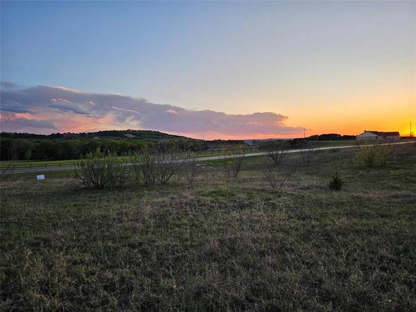 407 PK Hills Boulevard, Graford, TX 76449