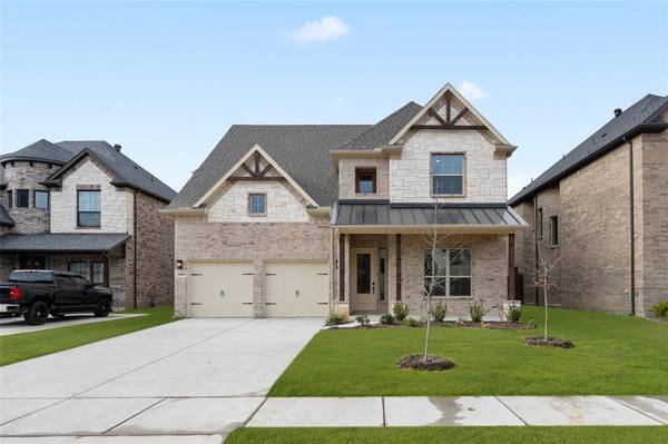 6965 Westlake Drive, Grand Prairie, TX 75054