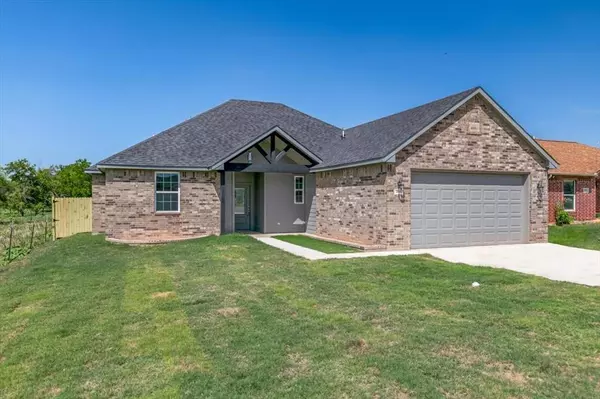 Rio Vista, TX 76093,401 Mesquite Drive