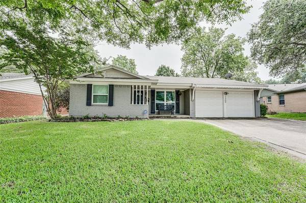 1309 Cloverdale Drive, Richardson, TX 75080