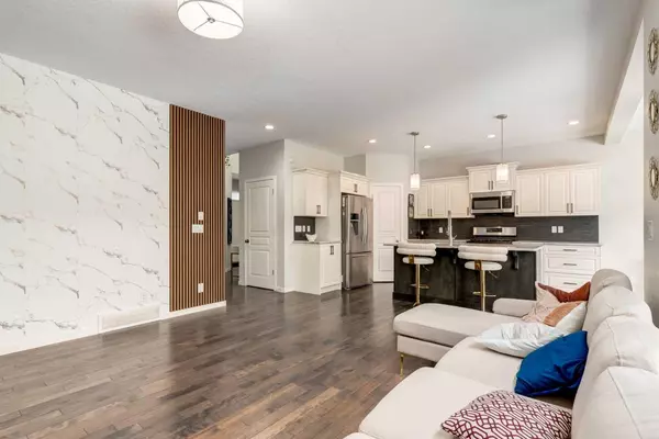 Calgary, AB T2Z 1E7,2087 Brightoncrest Common Southeast