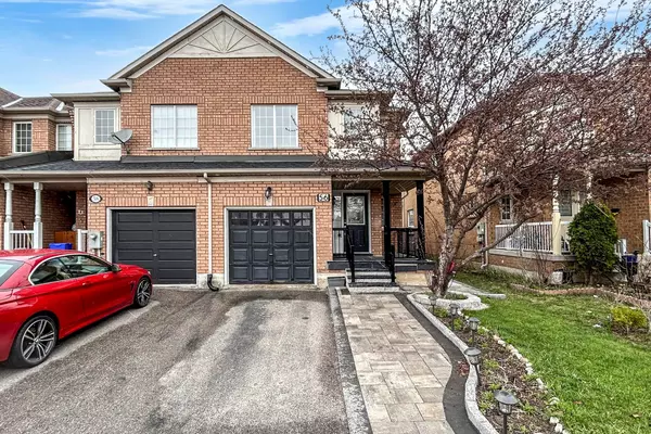 56 Camino DR, Vaughan, ON L6A 3W8