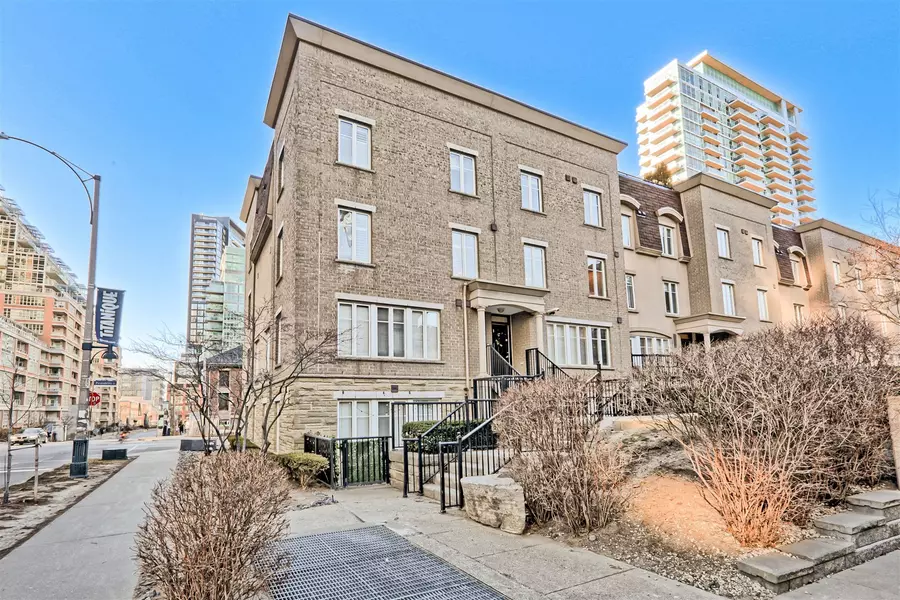 21 Pirandello ST W #1225, Toronto C01, ON M6K 3P4