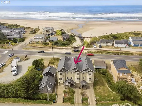 547 FRONT ST, Rockaway Beach, OR 97136