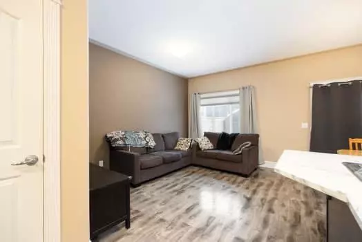 Fort Mcmurray, AB T9J 1C4,154 Athabasca CRES