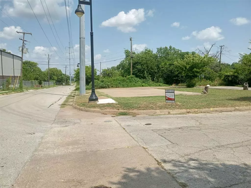 Fort Worth, TX 76104,203 S Williams Street