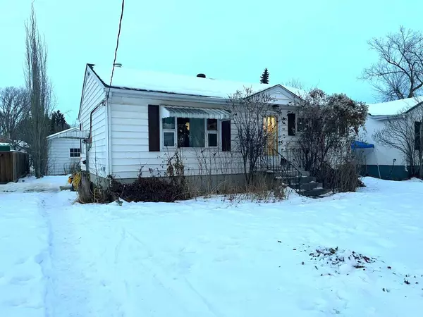 4114 51 ST, Red Deer, AB T4N 1Z6