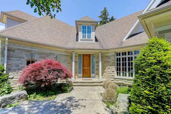 Oakville, ON L6J 7N1,95 Bel Air DR