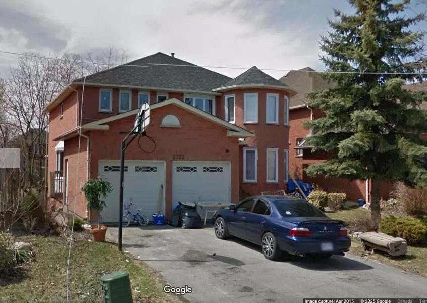 2372 Wildwood CRES, Pickering, ON L1X 2M8