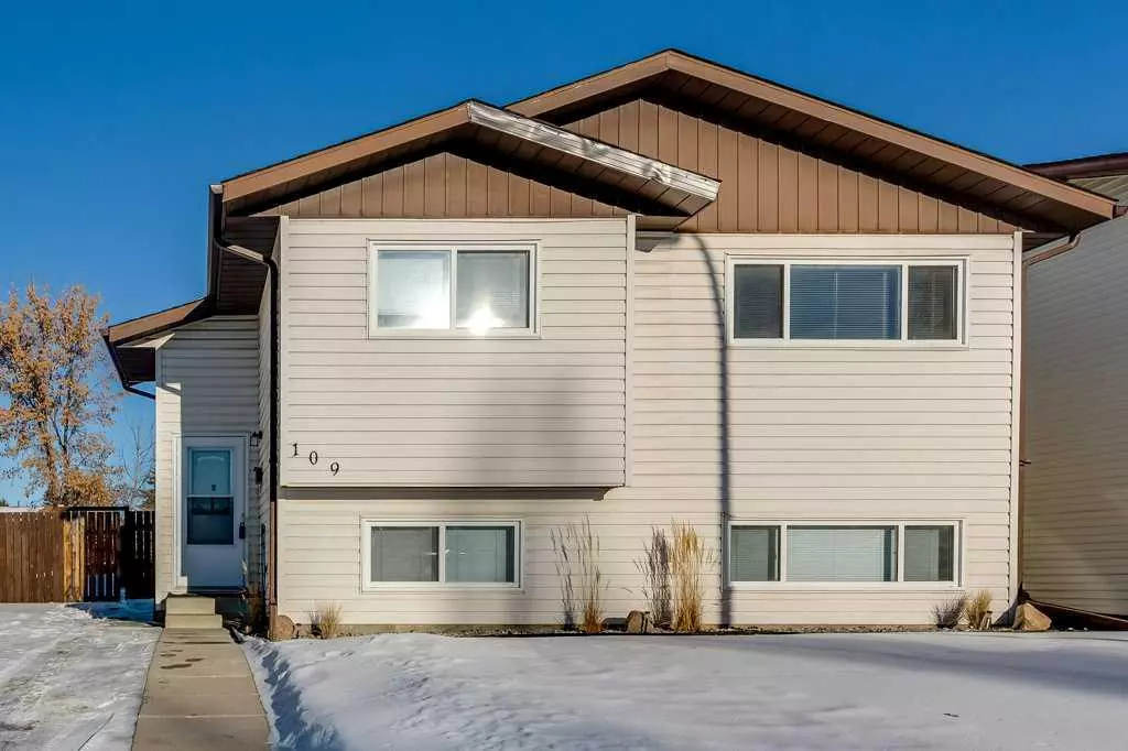 Red Deer, AB T4R 1X4,109 Eastman CRES