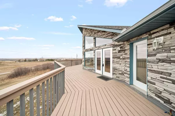 Rural Foothills County, AB T1S 6C1,32087 393 AVE E