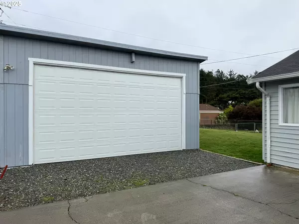 Gold Beach, OR 97444,30411 DRIFTWOOD DR