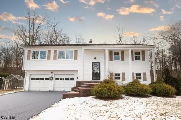 22 Greenbriar Dr, Berkeley Heights Twp., NJ 07922