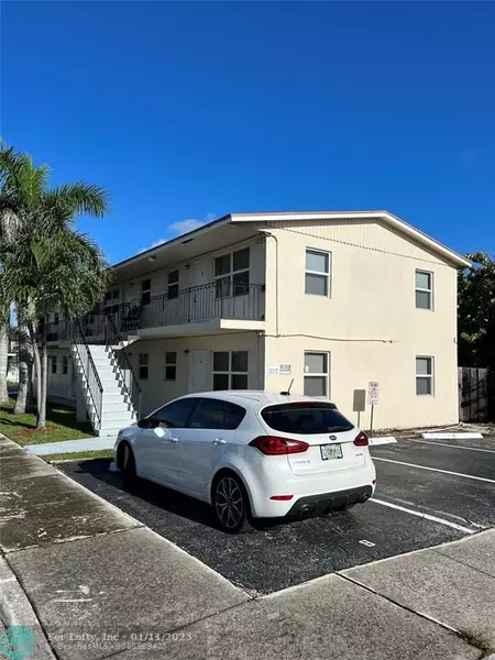 1201 N E St #3, Lake Worth Beach, FL 33460