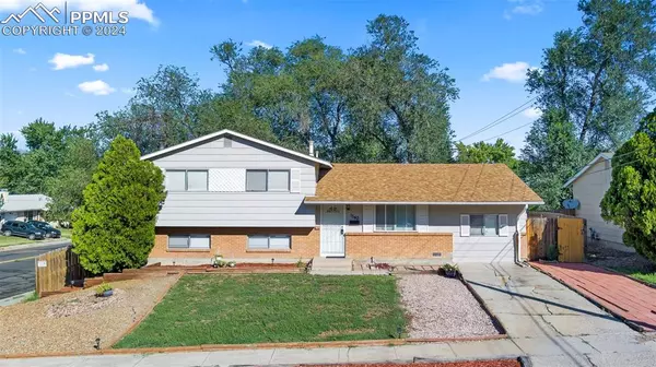 1540 Shasta DR, Colorado Springs, CO 80910