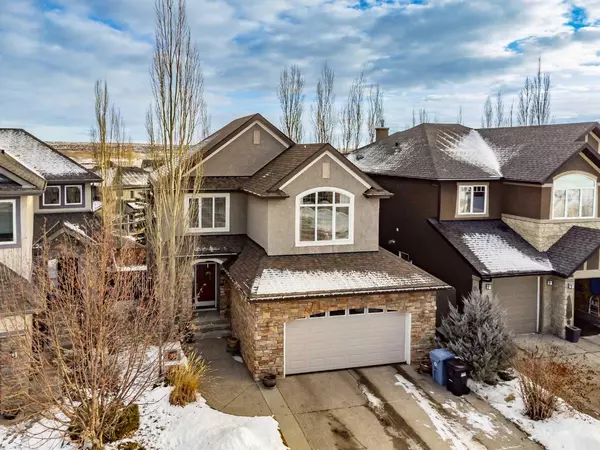 70 Valley Crest Rise Northwest, Calgary, AB T3B 5Y3