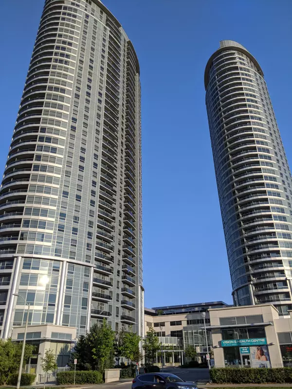 135 Village Green SQ #515, Toronto E07, ON M1S 0G4