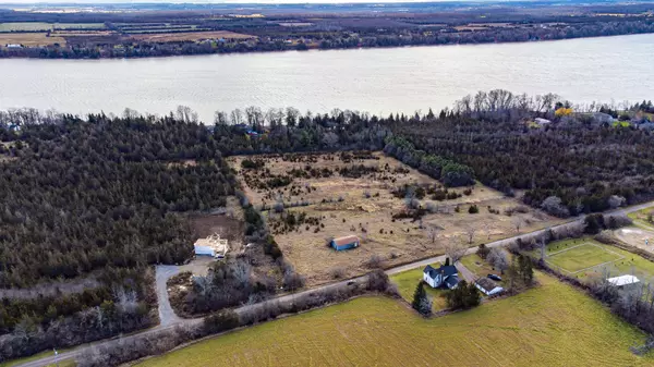 80 Zufelt RD, Prince Edward County, ON K0K 2T0