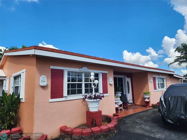 5420 E 8th Ave, Hialeah, FL 33013