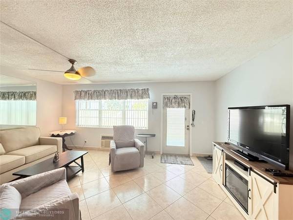 Deerfield Beach, FL 33442,53 Markham C  #53