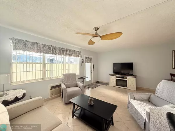 Deerfield Beach, FL 33442,53 Markham C  #53