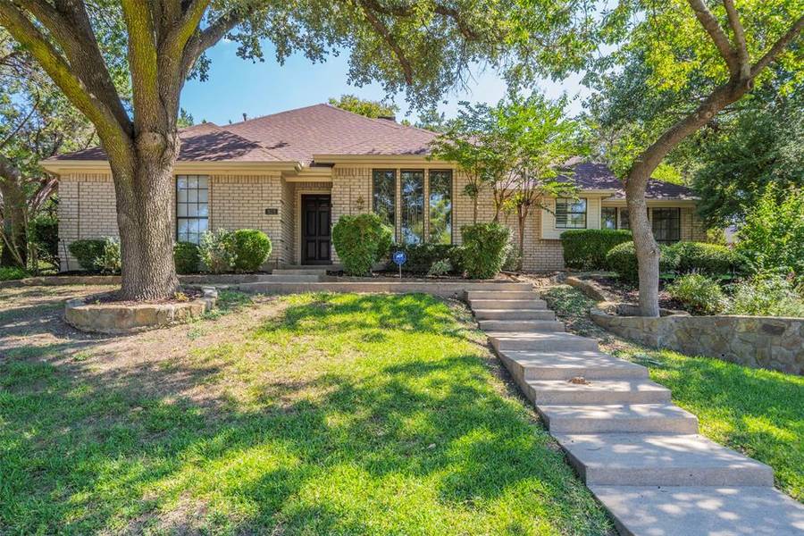 928 Hickory Knob Circle, Cedar Hill, TX 75104