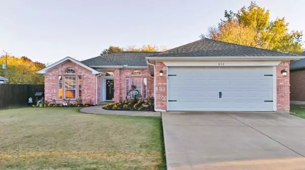 Arlington, TX 76001,814 Valleybrooke Drive