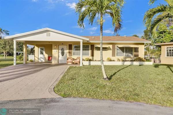 4609 NW 45th St, Tamarac, FL 33319