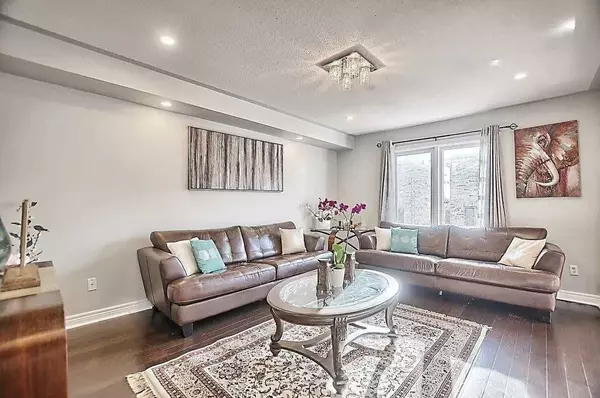 Oakville, ON L6M 5H1,3087 Highbourne CRES