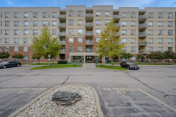 Burlington, ON L7L 0B8,5070 Fairview ST #209