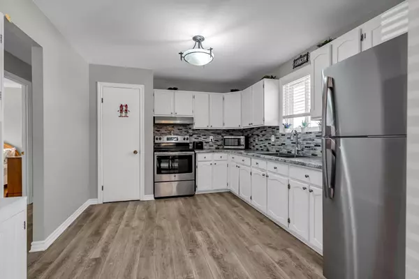 Stormont, Dundas And Glengarry, ON K6J 5K6,273 Meadowvale CRES