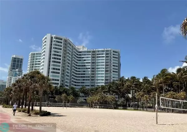 Miami Beach, FL 33141,7135 Collins Ave  #935