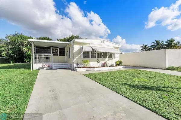 2340 SW 83rd Ave, Davie, FL 33324