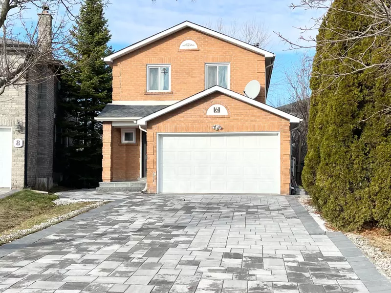 6 Mcnairn CT, Richmond Hill, ON L4C 5X1