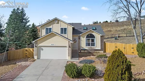 7050 Hazelwood LN, Colorado Springs, CO 80918