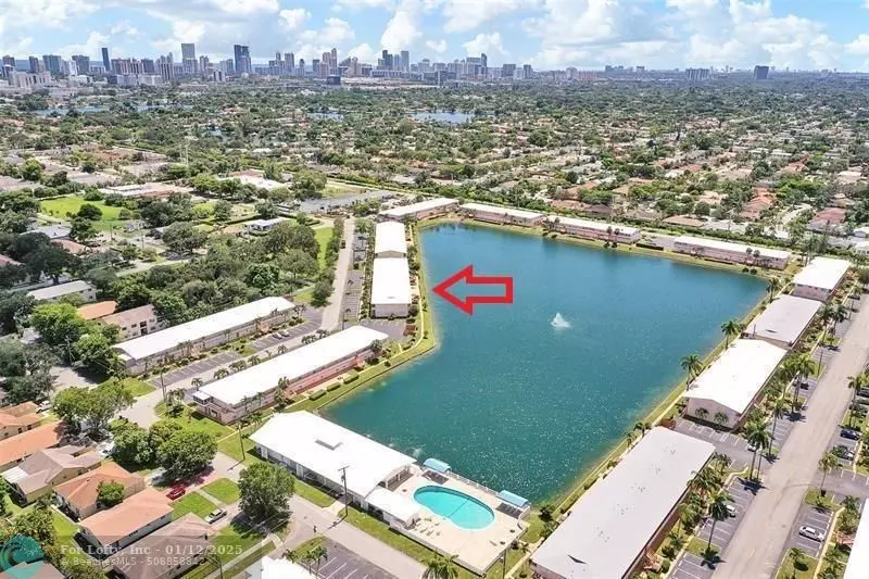 Hallandale Beach, FL 33009,900 SW 10th Ter  #S-7