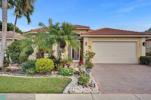 13494 Cordoba Lake Way, Delray Beach, FL 33446