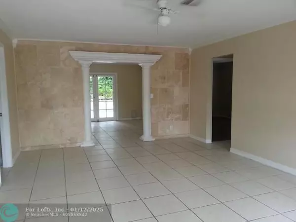 Boca Raton, FL 33428,9715 Sandalfoot Blvd