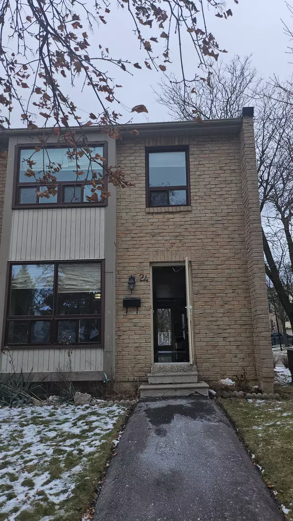 24 Guildford CRES, Brampton, ON L6S 3K2