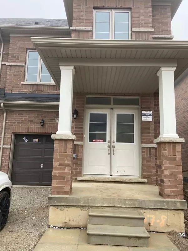 146 Adventura RD, Brampton, ON L7A 5A7