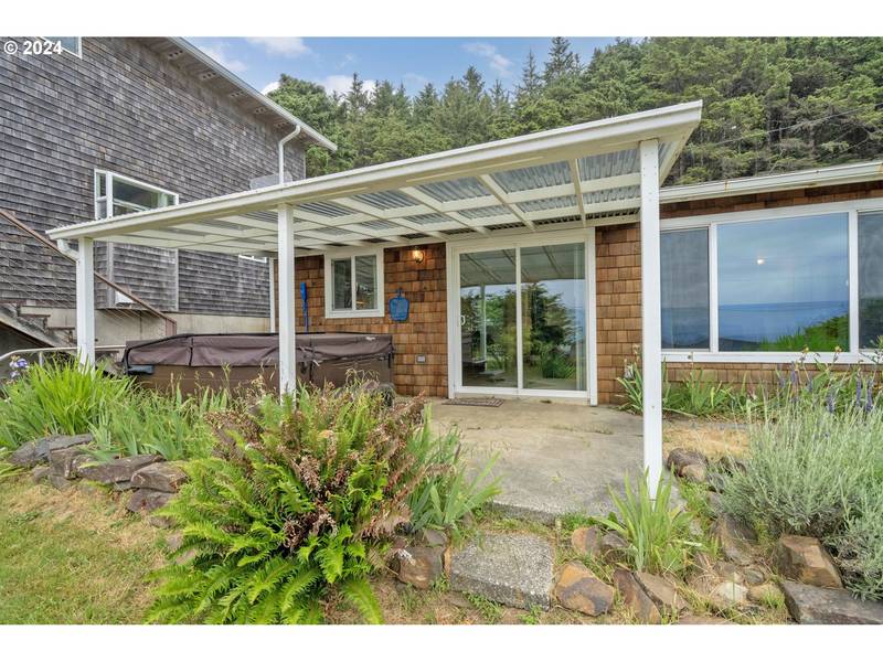 2665 RADAR RD, Oceanside, OR 97134