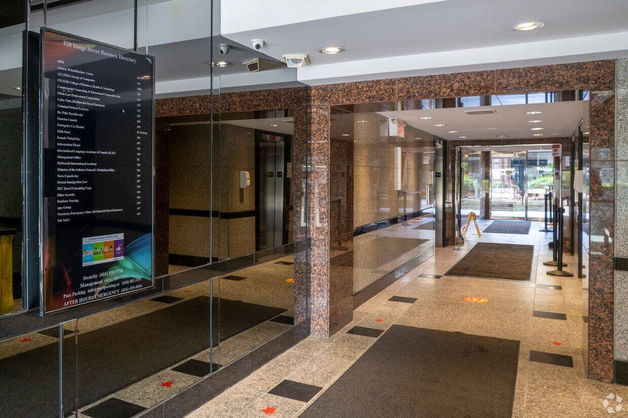 Toronto C02, ON M4W 3C7,920 Yonge ST #600
