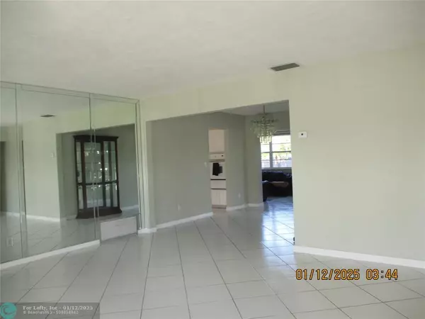 Pembroke Pines, FL 33024,8361 NW 24 COURT