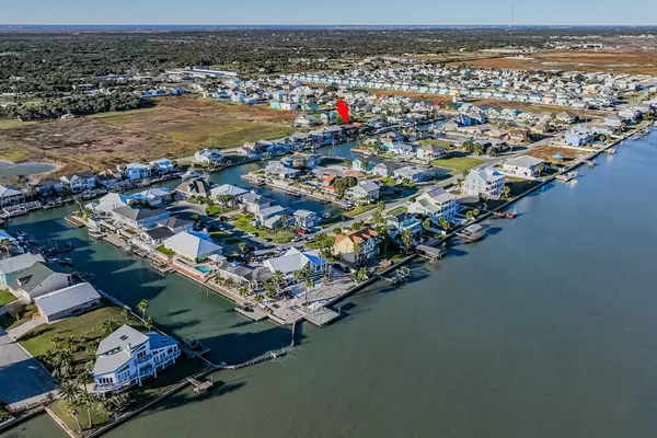 Rockport, TX 78382,310 Land's End