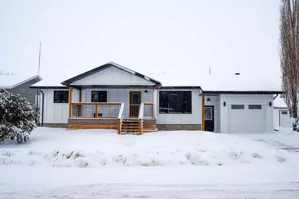 4607 49 AVE, Killam, AB T0B 2L0