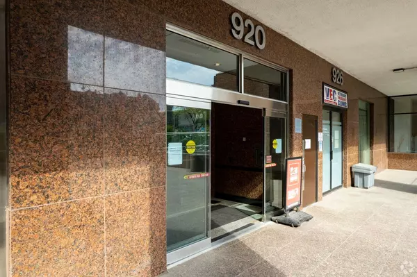 Toronto C02, ON M4W 3C7,920 Yonge ST #604-10