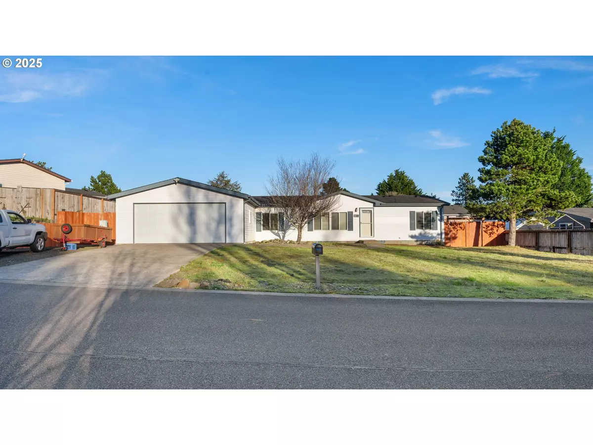 Florence, OR 97439,1410 XYLO ST