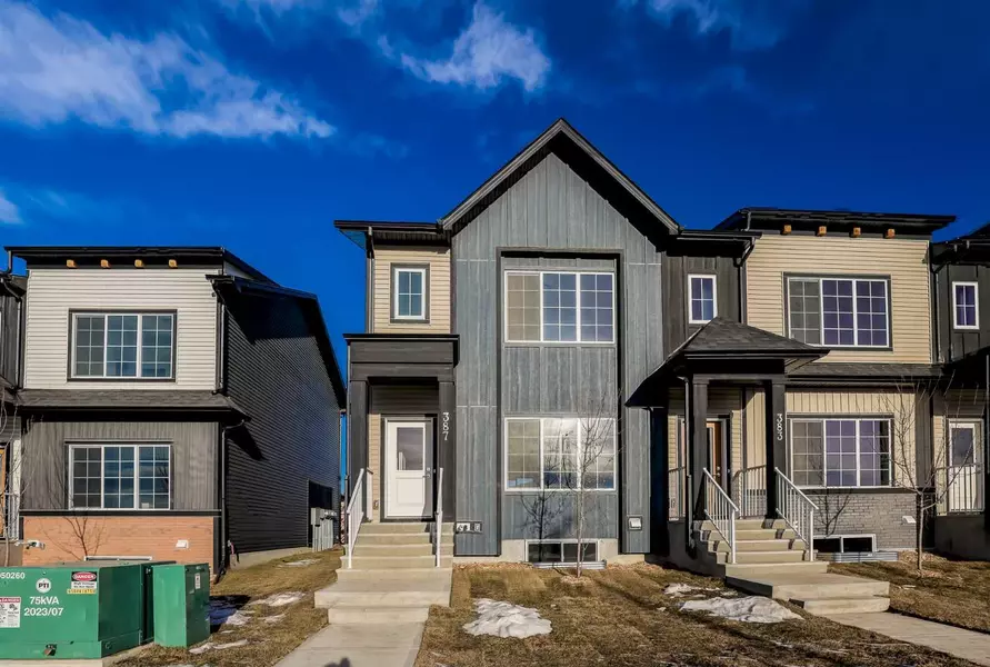 387 Chelsea Parade, Chestermere, AB T1X 2V4