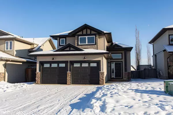 26 Charlton AVE, Blackfalds, AB T4M 0B9