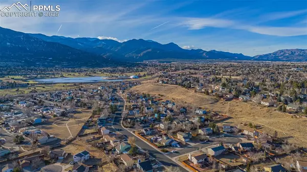 Colorado Springs, CO 80906,3663 Trailbluff PL